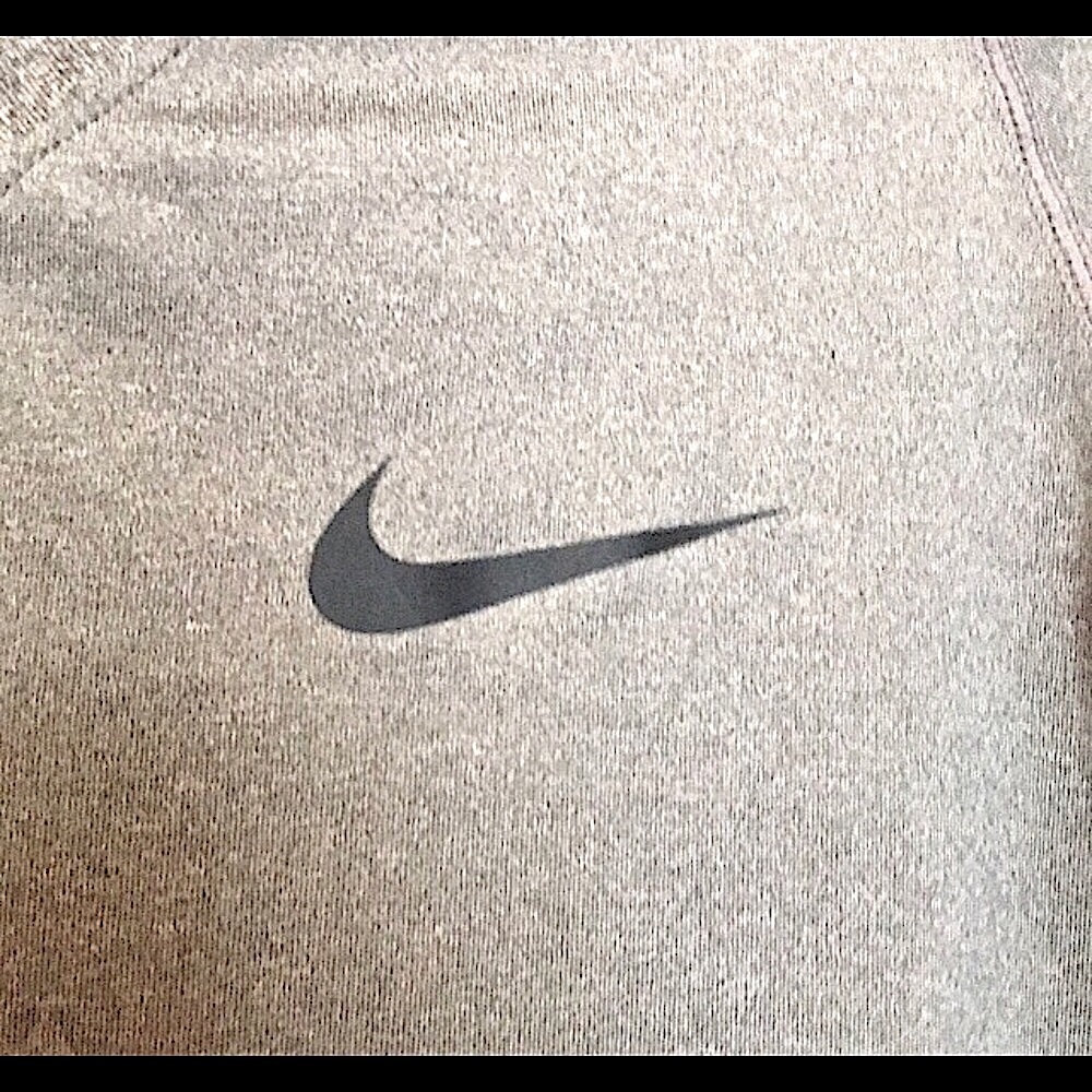 🆕🔥NIKEPRO DRI FIT REALLY CUTE SILKY SOFT GRAY&WHITE STRIPED V-NECK&BLACK SHIRT - Picture 9 of 16